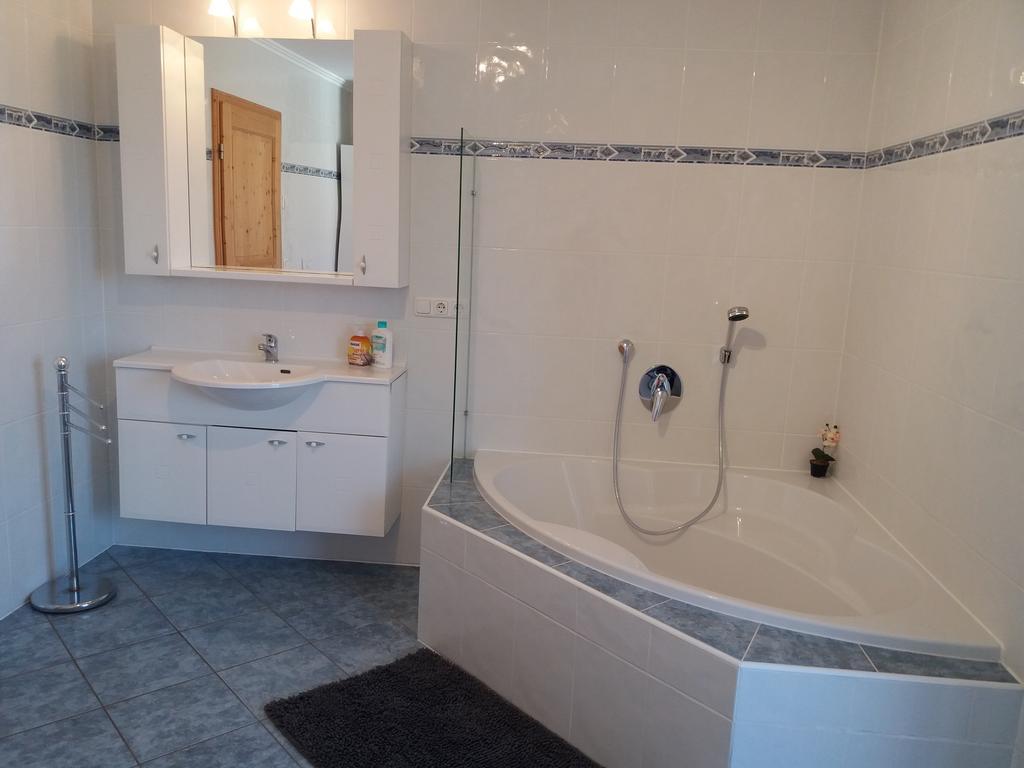 Ferienwohnung Mit Bergblick 翁特拉梅尔高 外观 照片